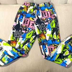 Cool girls skate stile sweatpants please like 😊